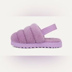 UGG PURPLE LAVENDER SUPER FLUFF SLIPPERS SIZE 6
